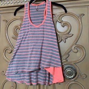 🦋 Robin K soft Striped Tank top hi lo guc M
